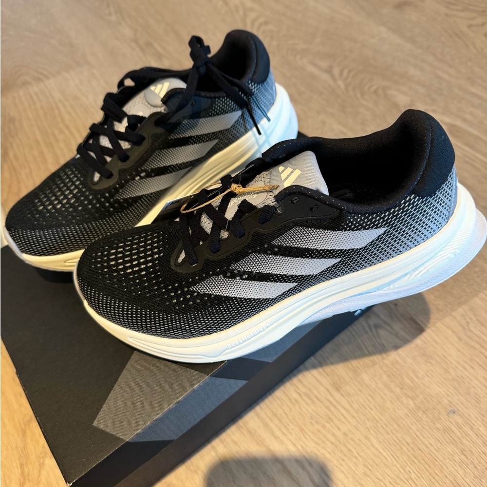 Adidas Supernova Solution